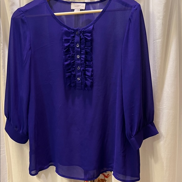 LOFT Tops - DEEP PURPLE fit for ROYALTY   5 button down w/ruffles